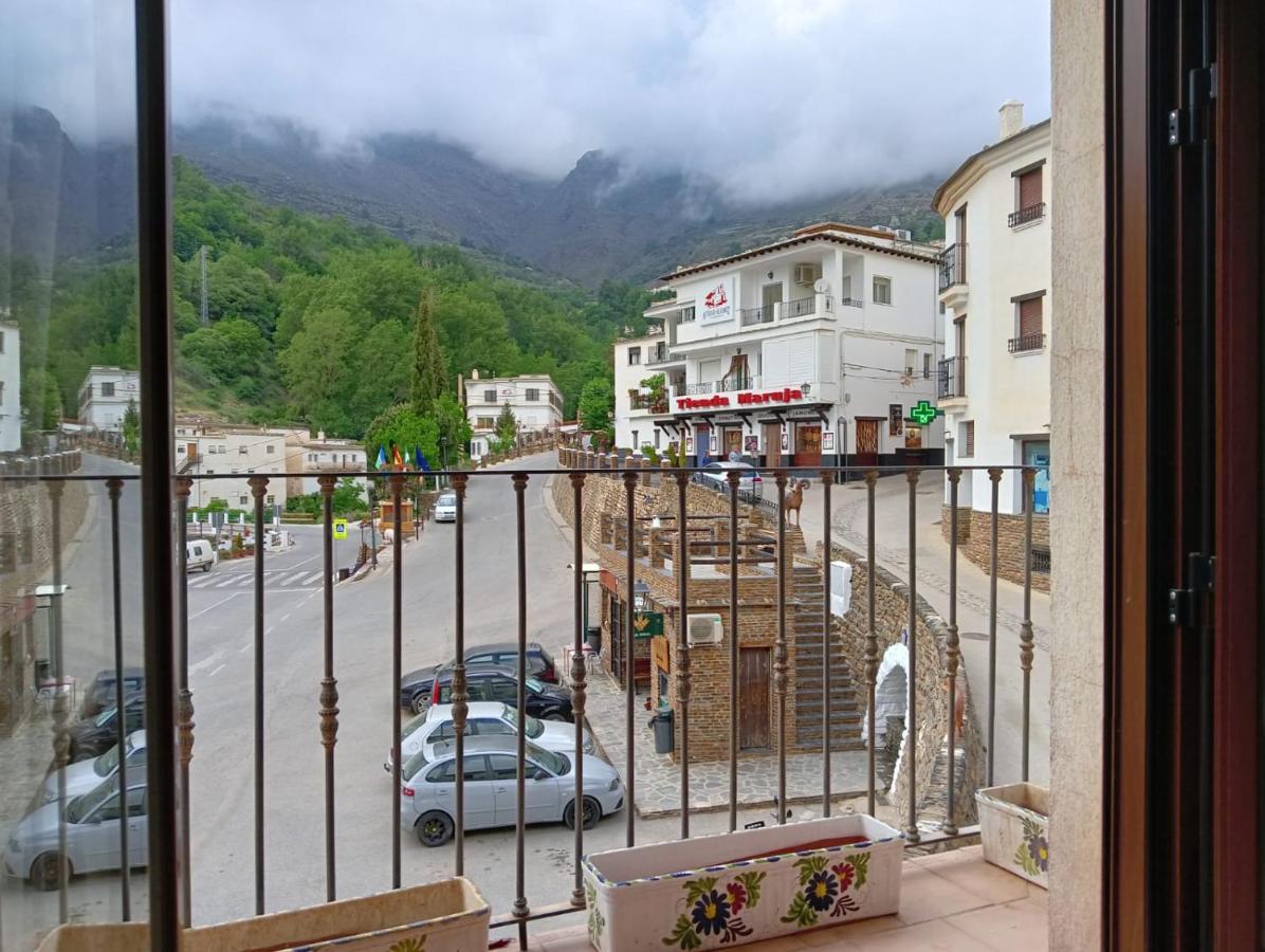 Apartament Al-Medin Trevélez Zewnętrze zdjęcie